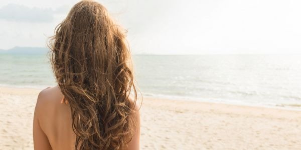 Pelo liso en verano